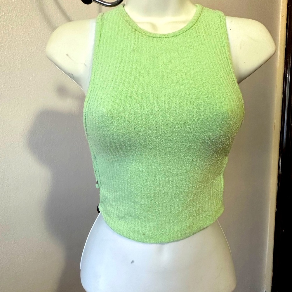 Green top open from the side